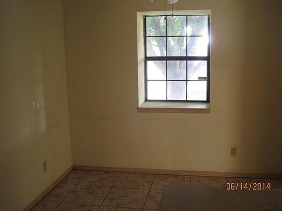 4th image of 415 Reid Dr