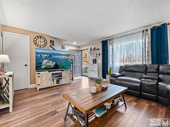 5th image of 850 Travis Dr APT F