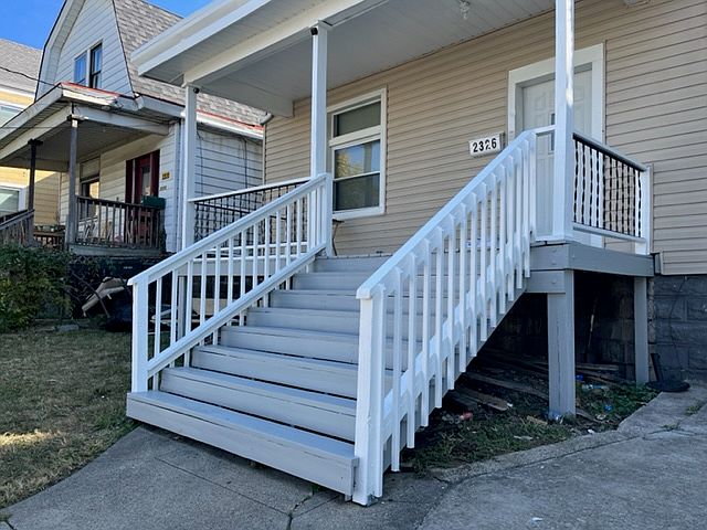 1st image of 2326 Victor St #1