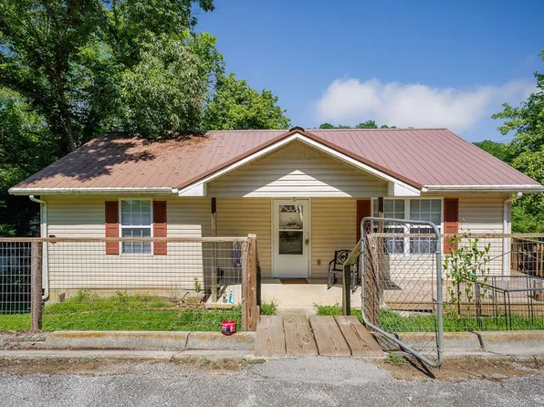 183 Borden St, Gainesboro, TN 38562