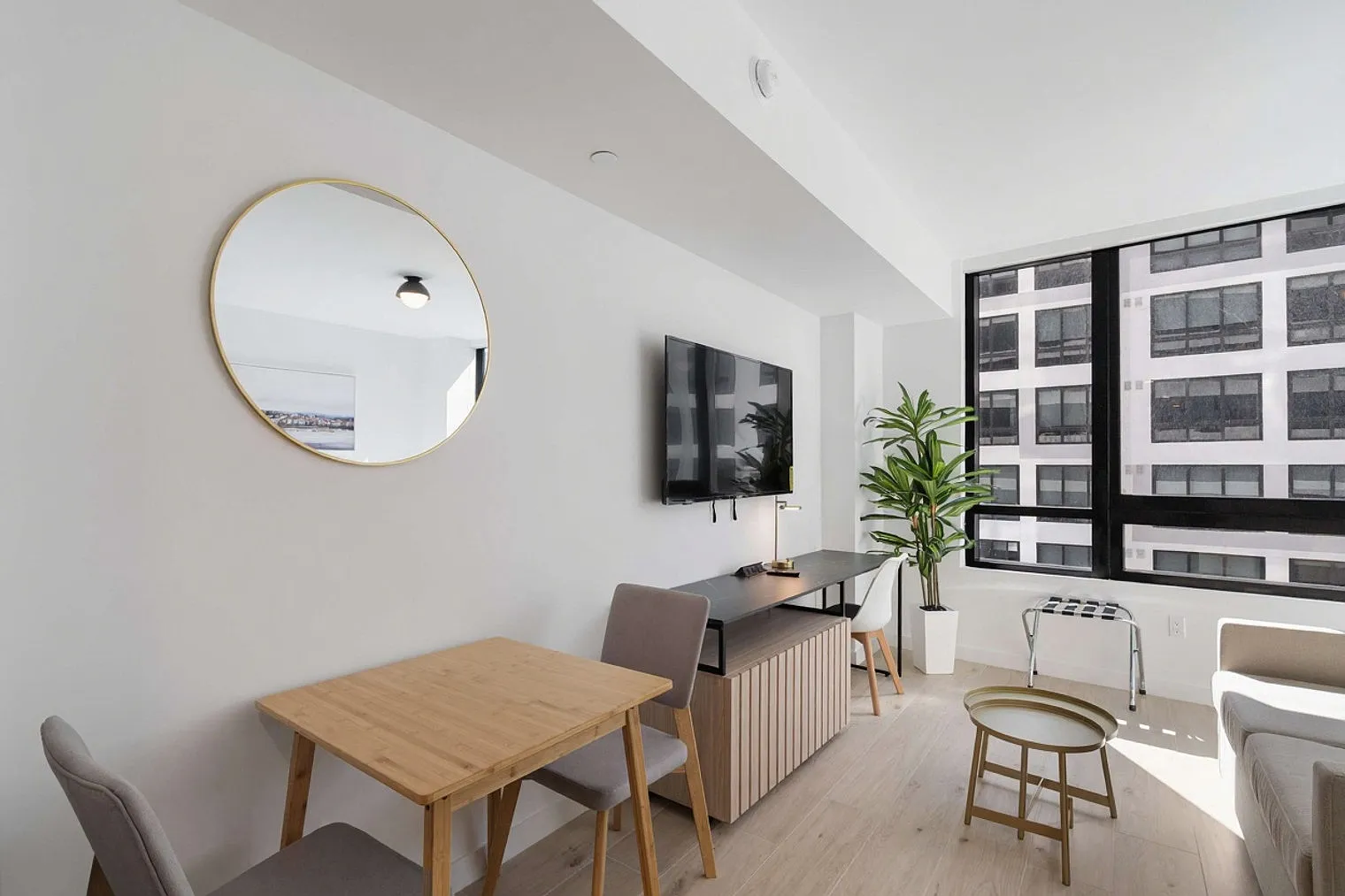 Studio, 1.0 bath, 462 sqft, $2,451 — Photo 1