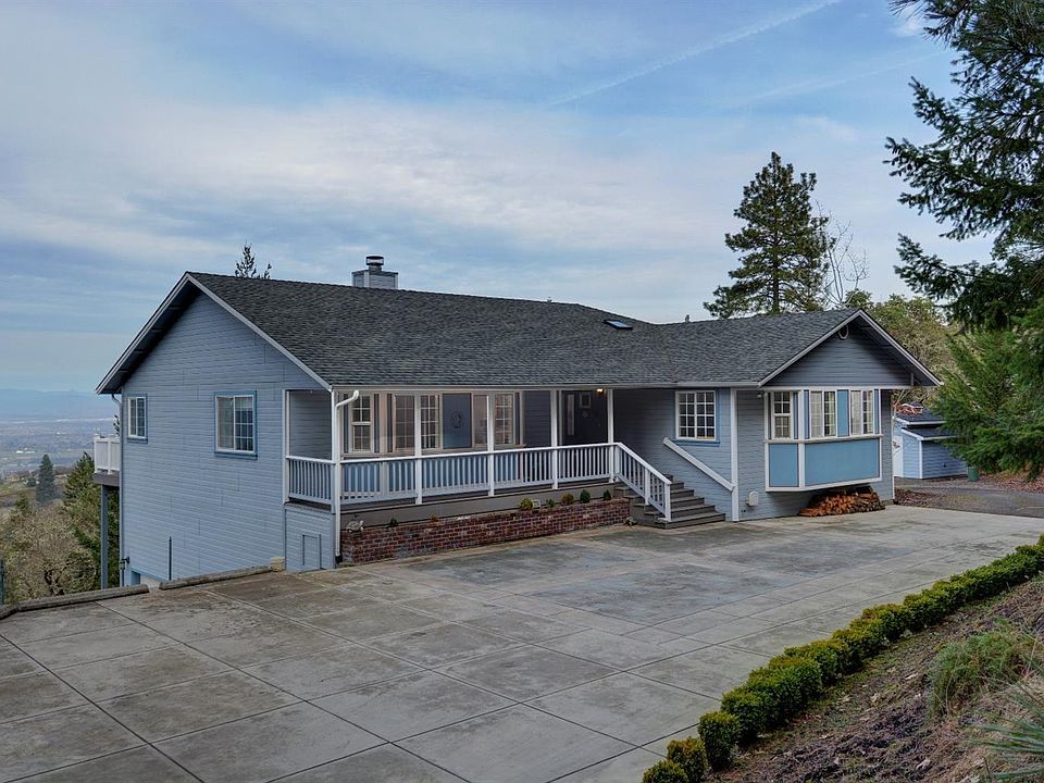 1st image of 318 Andesite Dr