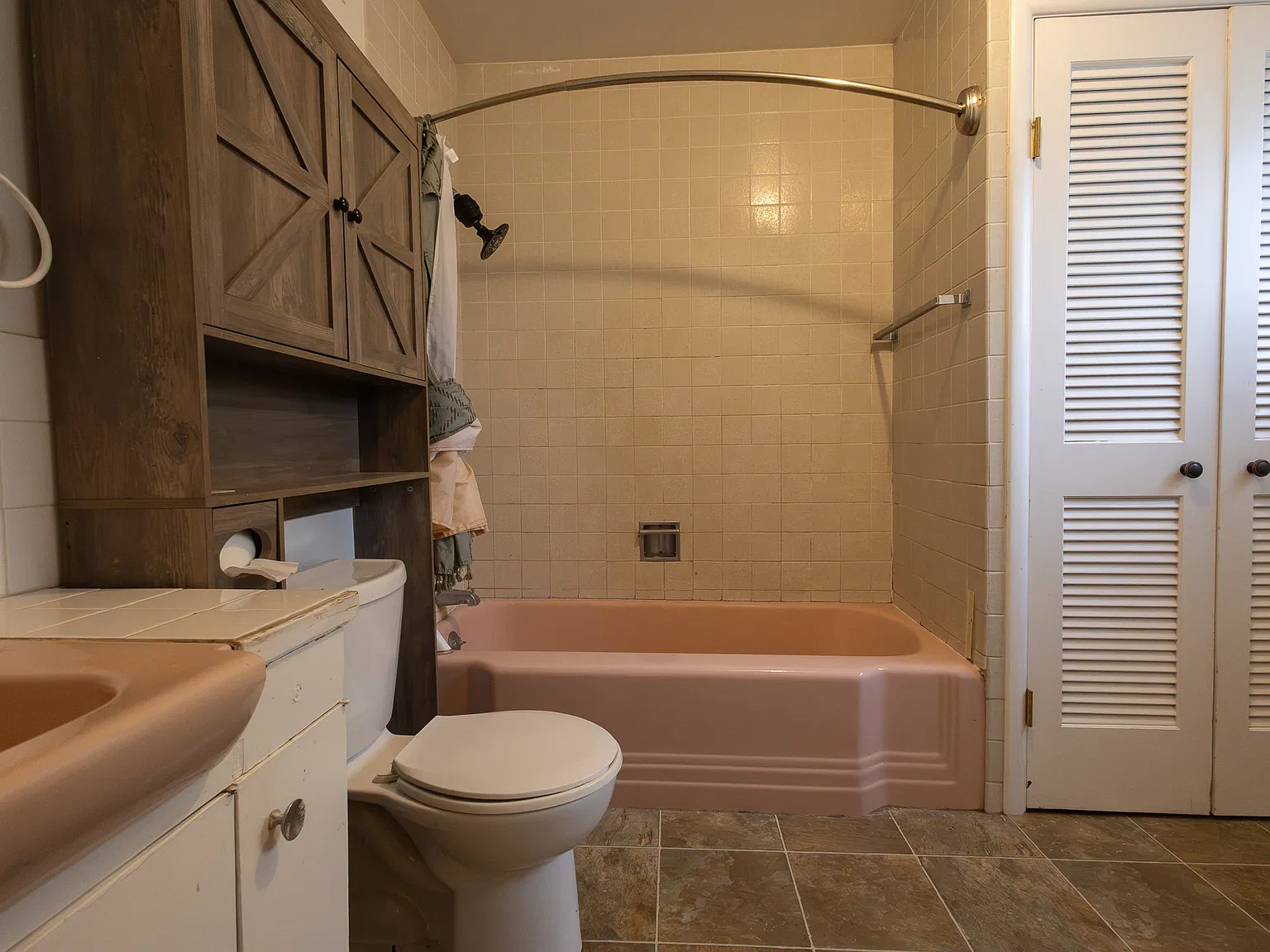 2 bed, 850 sqft, $1,150 — Photo 4