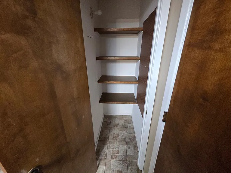721 Laurelwood Dr #C — Photo 4