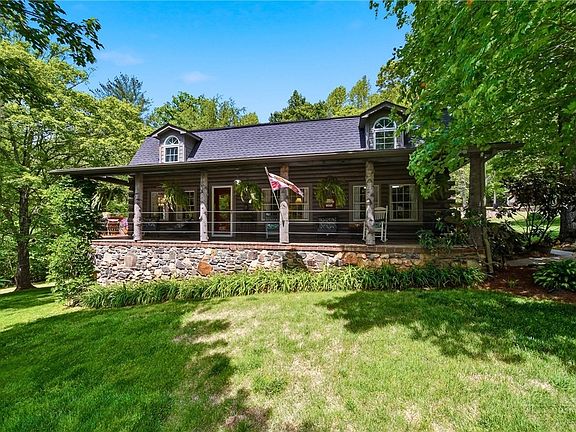 2nd image of 3497 Blue Creek Road