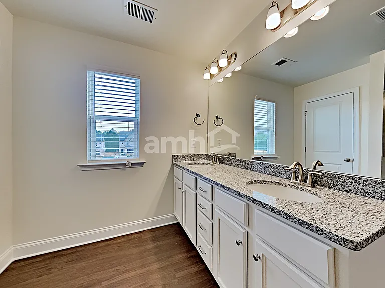 588 Woodall Rd — Photo 12