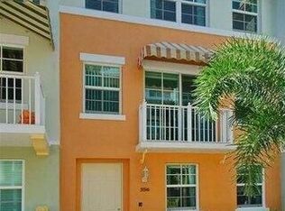 356 Moorings Dr, Lantana, FL 33462