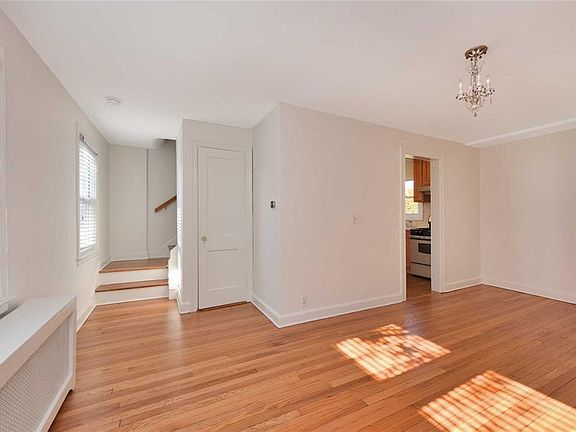 3rd image of 30 N Maryland Ave #B