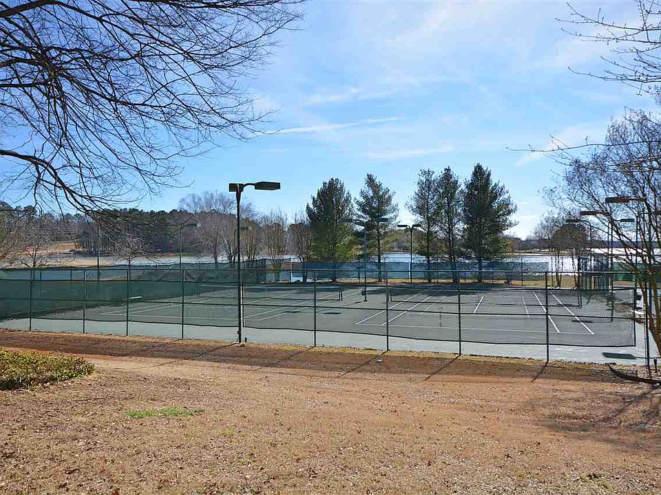 2nd image of 105 Cane Brook Ct
