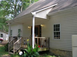 726 Woodland Rd, Raleigh, NC 27603