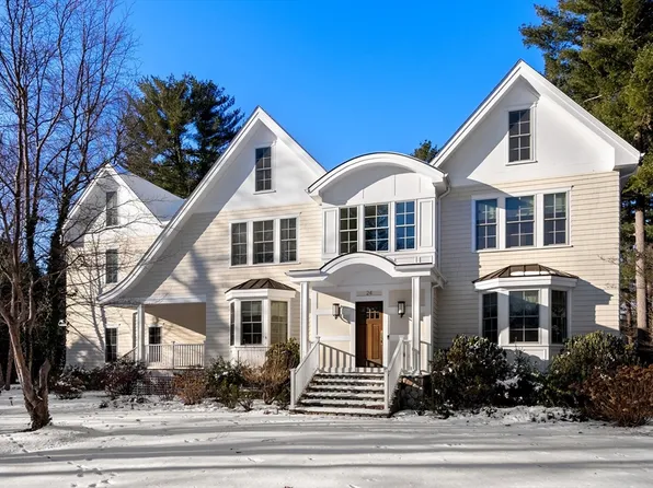 24 Oakdale Ave, Weston, MA 02493