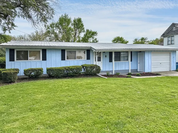 105 W Main St, Martinton, IL 60951