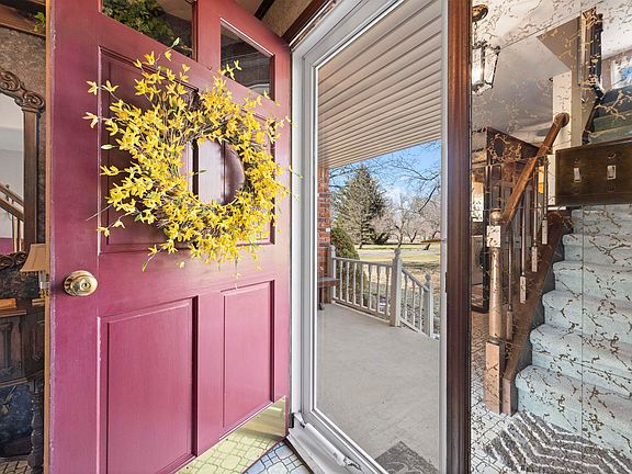 5th image of 14385 Sullivan Rd