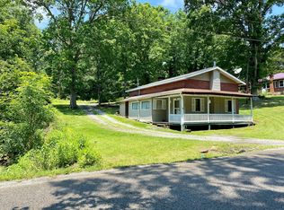 1509A Wildcat Rd, Big Stone Gap, VA 24219