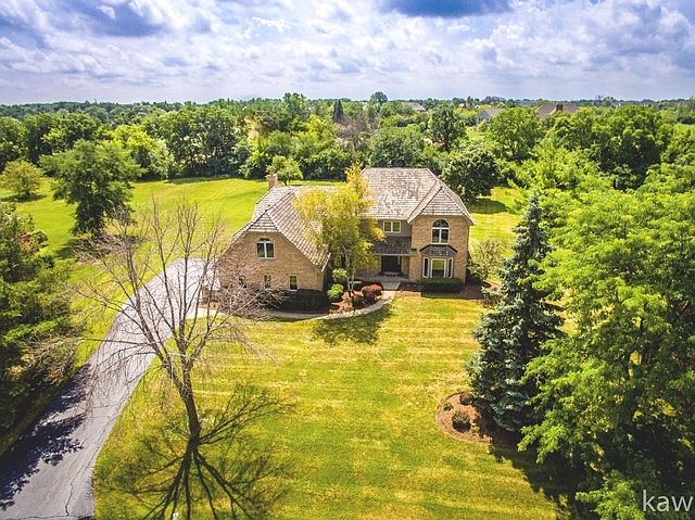 1st image of 58 Falcon Dr