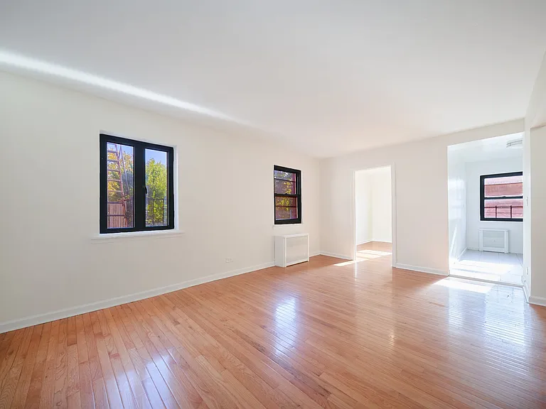 72-61 150th St #1C — Photo 1