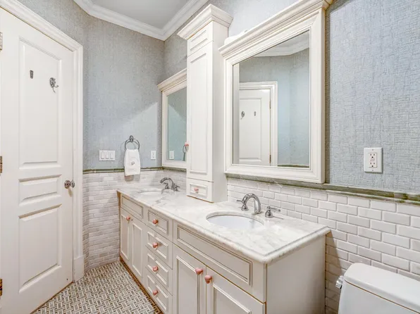 850 East 23rd Street image 37 of 47