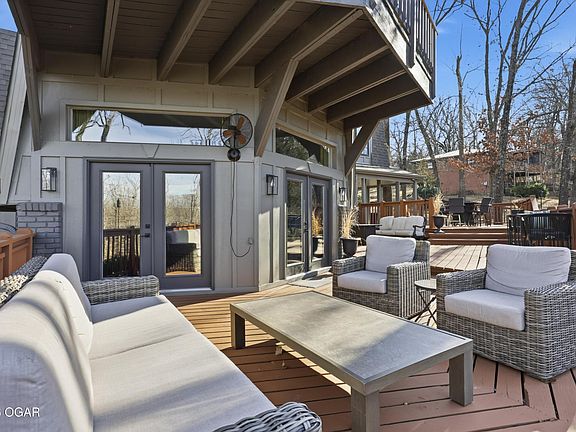 3rd image of 5554 Riverside Dr