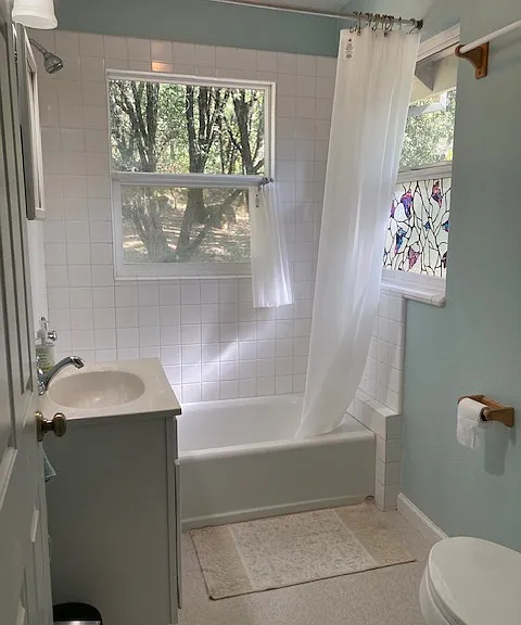 Upstairs bathroom