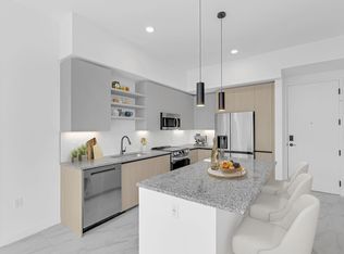 Aura North Miami Beach, North Miami Beach, FL 33160