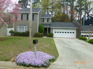 4559 Village Oaks Way, Dunwoody, GA 30338