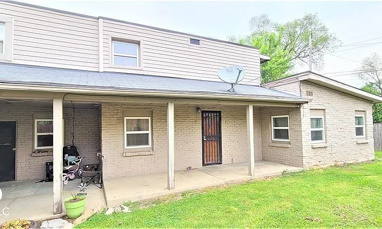 712 Ranike Dr #3 — Photo 2