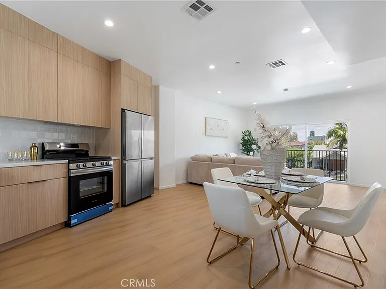 2517 Alsace Ave #1/2 — Photo 18
