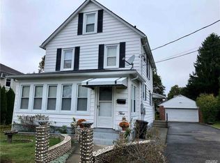 5 Henderson Ave, Port Washington, NY 11050