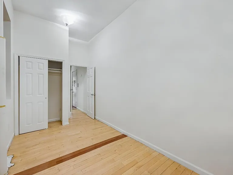 61 E 3rd St #14 — Photo 5