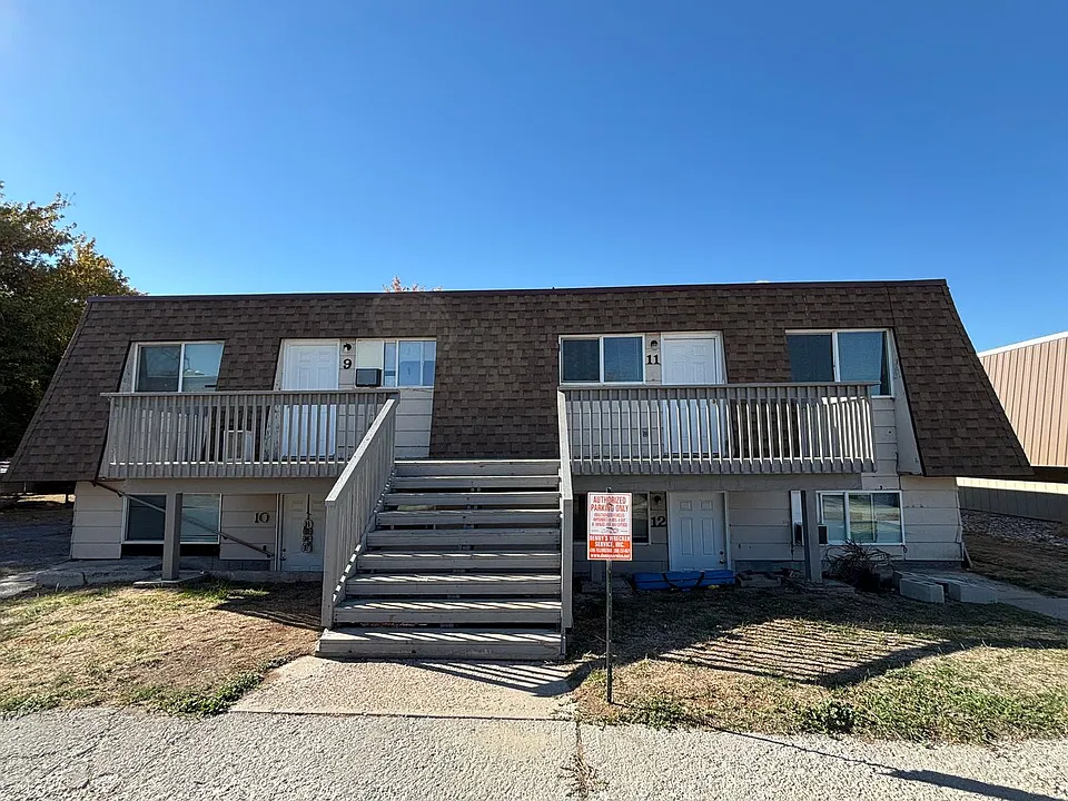 5033 Hawthorne Rd #9-12
