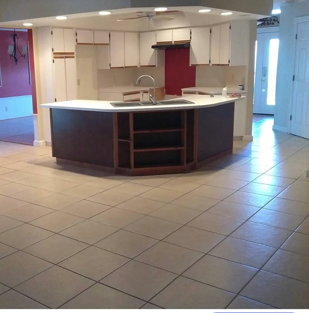 Building Photo - 252 Santa Rosa Dr