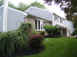 295 Doris Ave, Holland, PA 18966