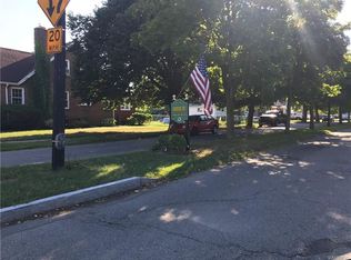 124 Harding Rd, Buffalo, NY 14220