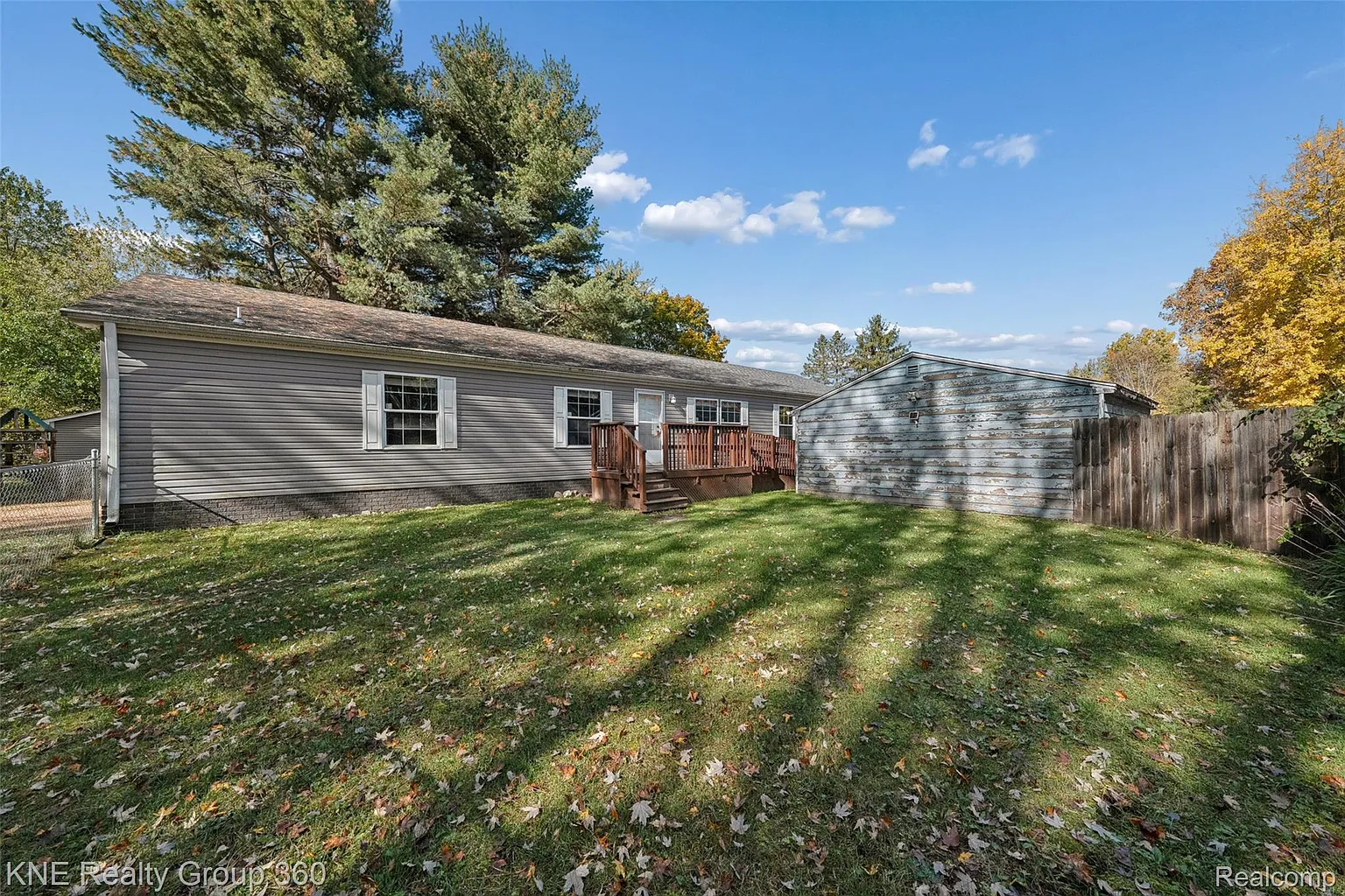 5790 Comanche Ln photo 1