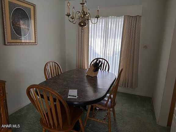 3rd image of 204 Llyswen Ct