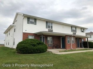 18 Fetzer Ct APT 03, Bloomington, IL 61704