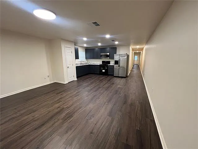 3 bed, 2.0 bath, 1342 sqft, $1,850 — Photo 3