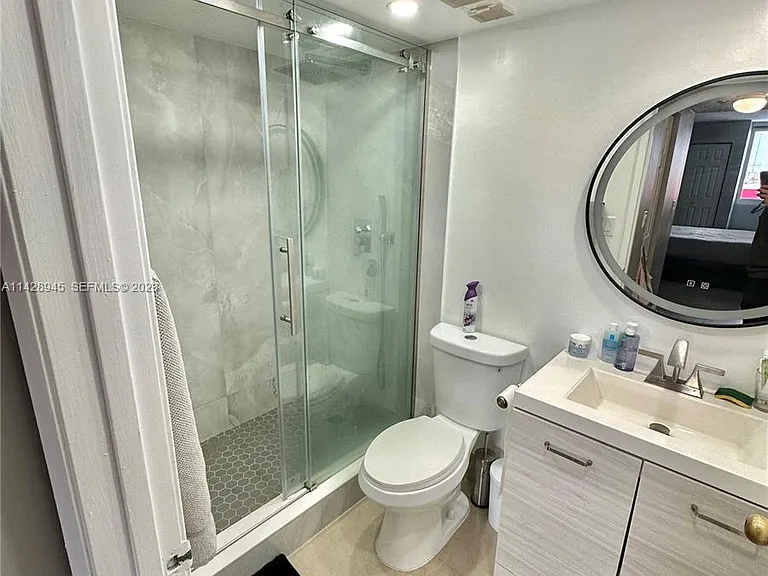 800 N Miami Ave #1406E — Photo 14