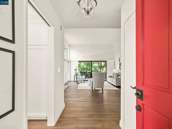 1261 Avenida Sevilla APT 1B, Walnut Creek, CA 94595