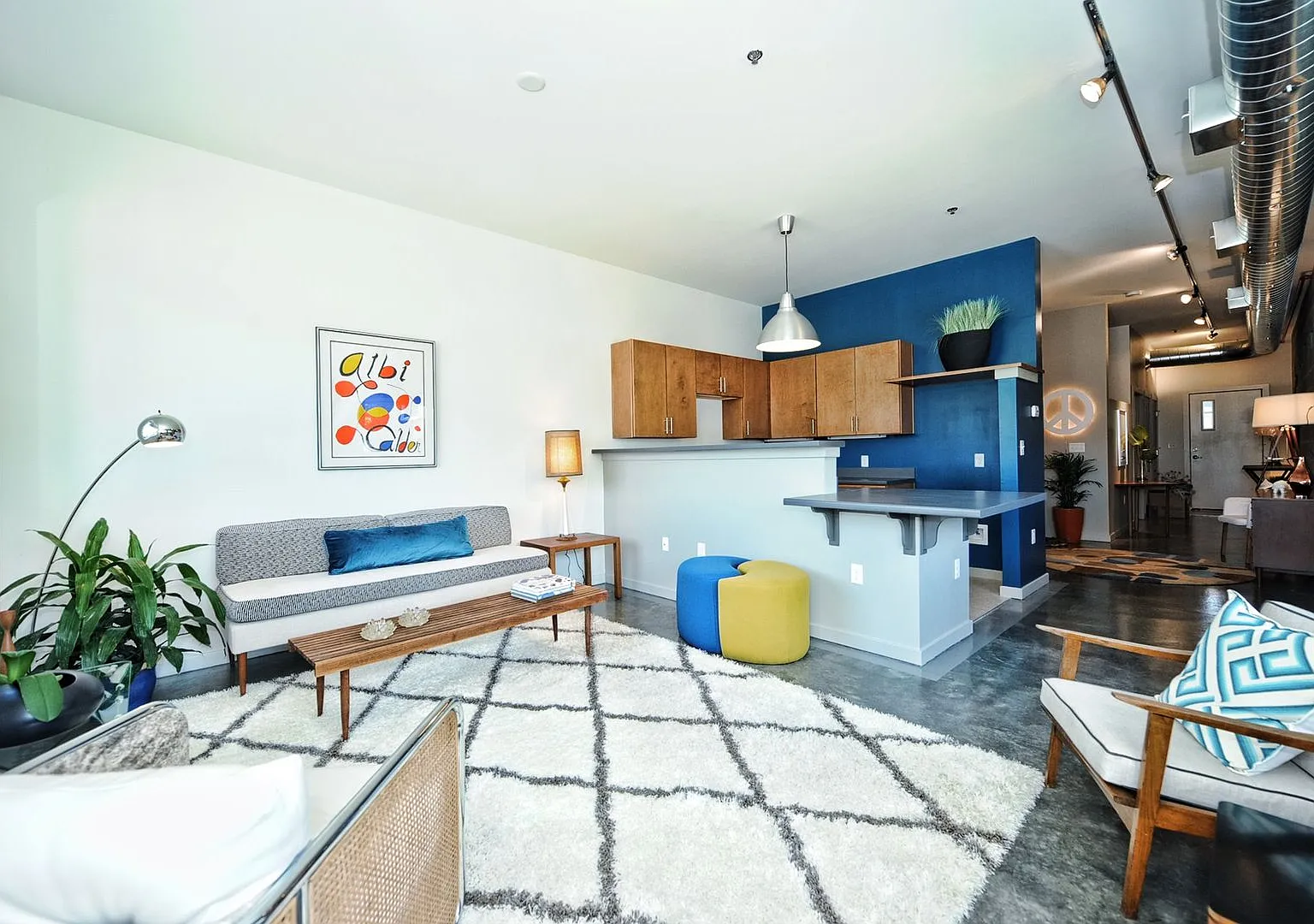 Edgeline Flats Apartments — Photo 3