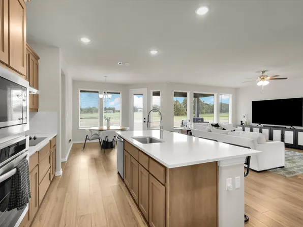 146 Chester Rd, Springtown, TX 76082