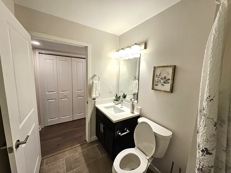 2287 E 89th St #3 — Photo 12