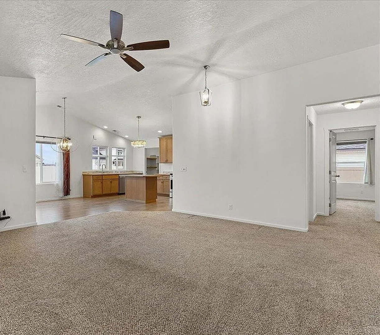 Great Location, Single Family Home, Post Falls, Pet Friendly — Photo 3