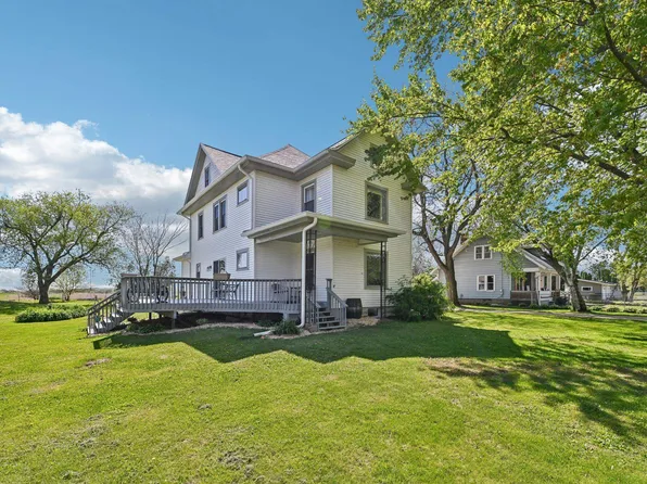 S10110 County Road C, Sauk City, WI 53583