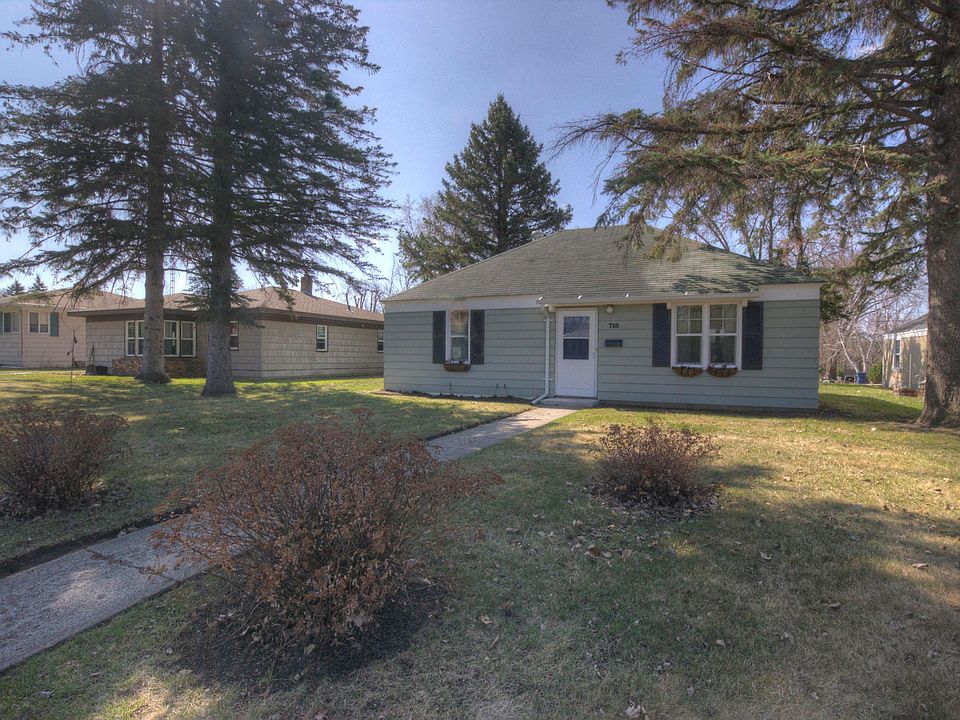 1st image of 718 E Highland Ave