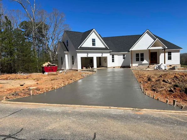 748 Canaan Rd, Spartanburg, SC 29306