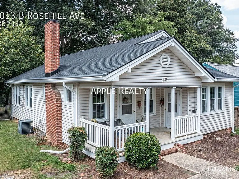 1013B Rosehill Ave — Photo 7