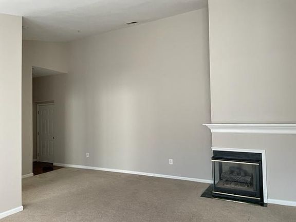 4th image of 7525 Snowpea Ct Unit K