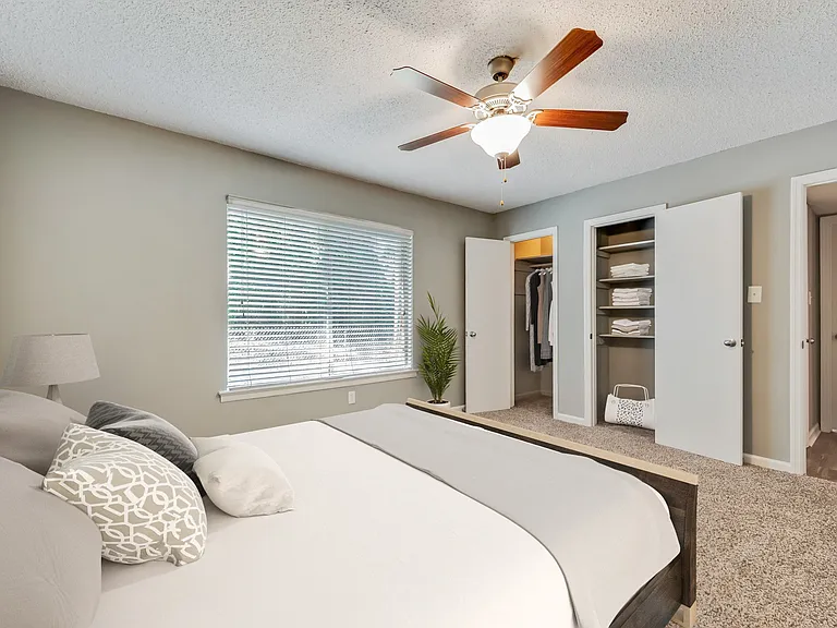 The Kenzie Apartment Homes — Photo 5