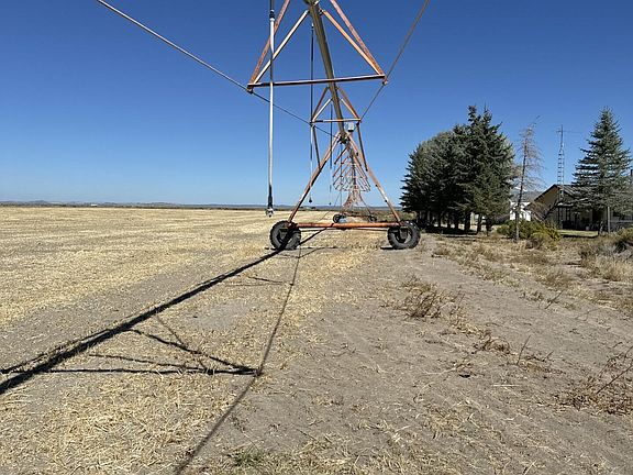 Pivot behind home>
